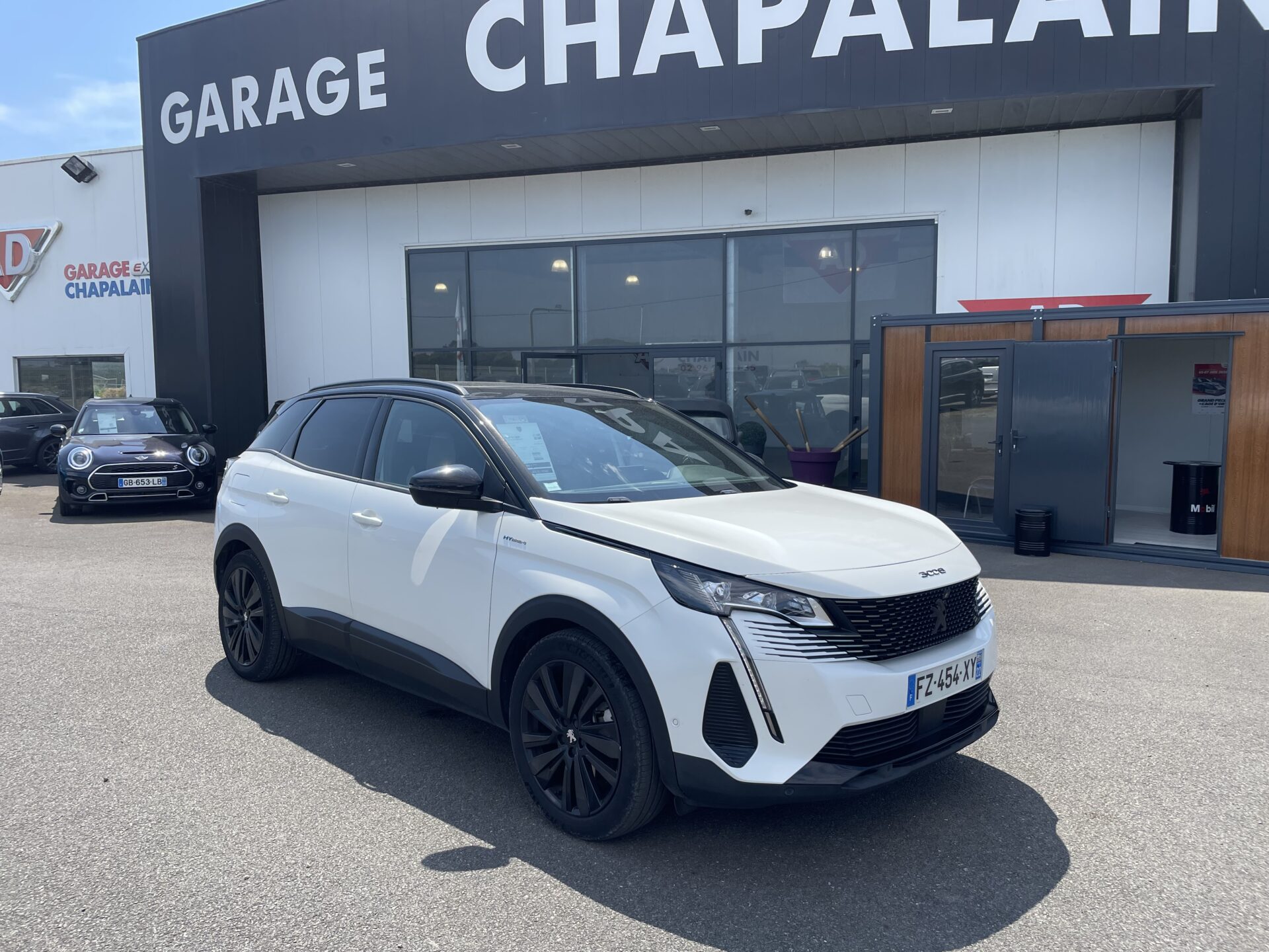 PEUGEOT 3008 GT PACK HYBRID4 300 E-EAT8