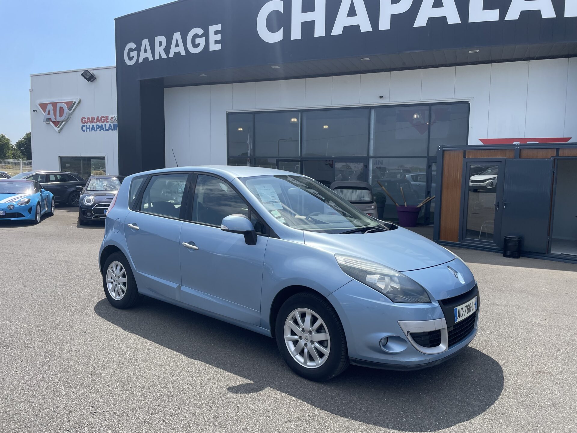 RENAULT SCENIC III Privilège 2.0 16v 140ch CVT