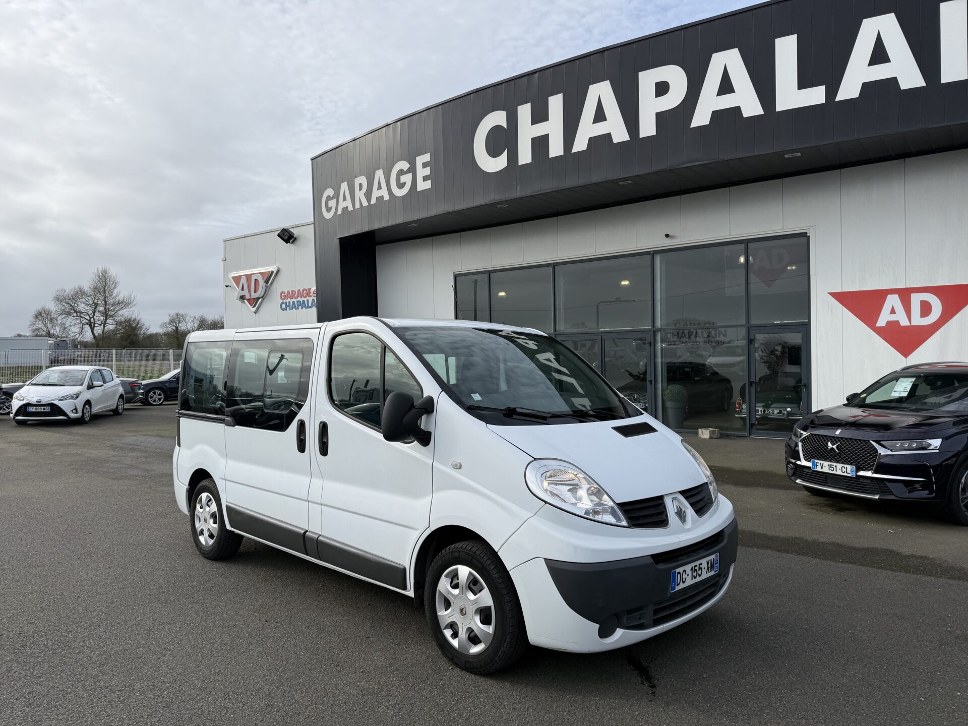 TRAFIC PASSENGER Expression L1H1 2.0 dCi 90